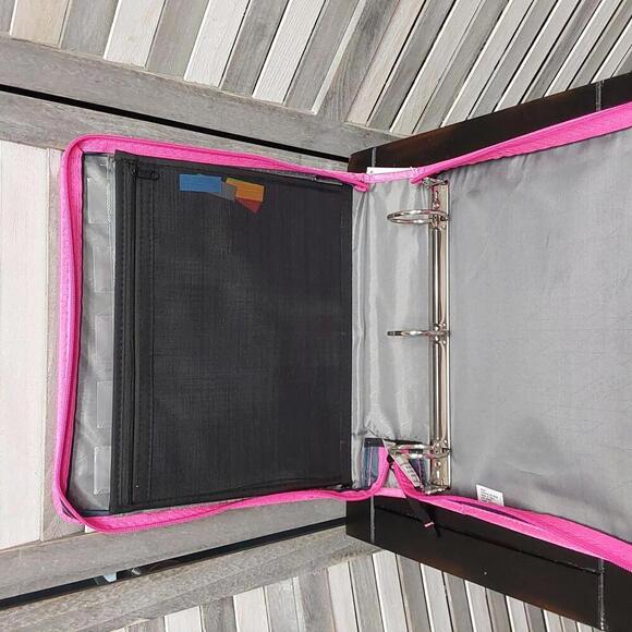 Five Star 2-Inch Zipper Binder with Expandable Pocket - Picture 4 of 7